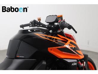 KTM 1290 Super Duke R ABS picture 16