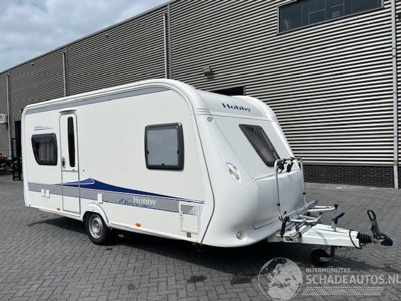 Hobby  460 UFE Excellent Incl. mover + voortent