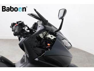 Yamaha  XP 560 T-MAX Tech MAX ABS picture 28