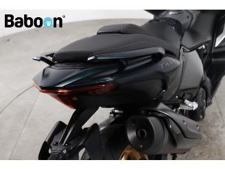Yamaha  XP 560 T-MAX Tech MAX ABS picture 25