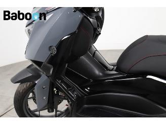 Yamaha  X-MAX 300 Tech Max ABS picture 28