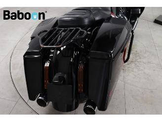 Harley-Davidson  FLHXSE CVO Street Glide 117 picture 19