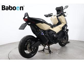 Honda  X-ADV picture 2