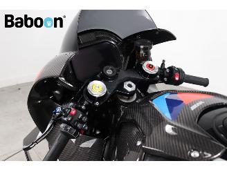 BMW  M 1000 RR picture 13