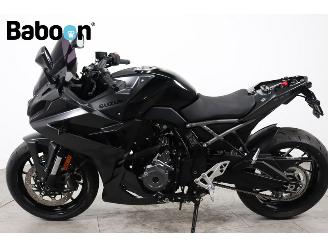 Suzuki  GSX-8R picture 5