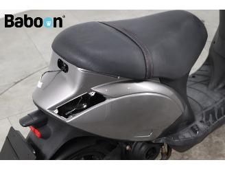 Piaggio  Zip 45KM picture 11