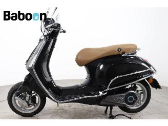 Vespa  Primavera Elettrica 45KM picture 5