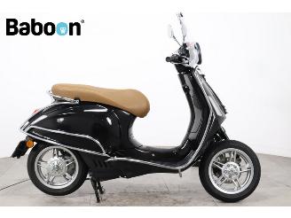 Vespa Primavera Elettrica 45KM 2026/4