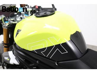 Triumph Speed Triple 1200 RX picture 11