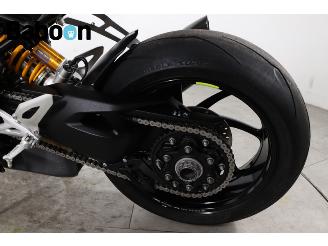 Triumph Speed Triple 1200 RX picture 10