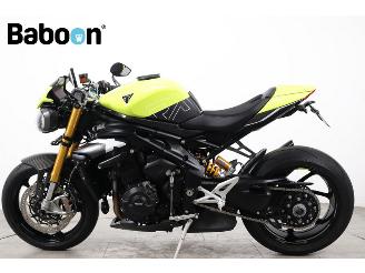 Triumph Speed Triple 1200 RX picture 3