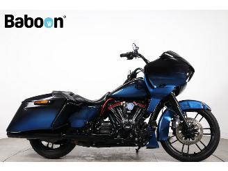 škoda motocykly Harley-Davidson  FLTRXSE CVO Road Glide 2019/3