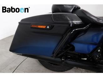 Harley-Davidson  FLTRXSE CVO Road Glide picture 21