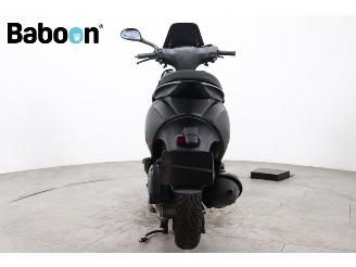 Piaggio  Zip 45KM picture 8