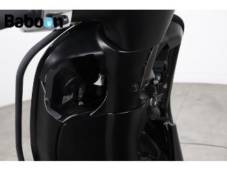 Vespa  Sprint 25KM picture 11