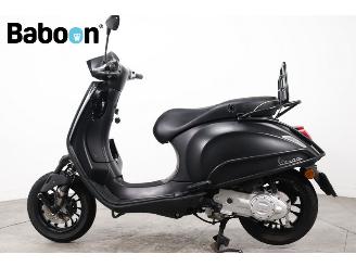 Vespa  Sprint 25KM picture 3