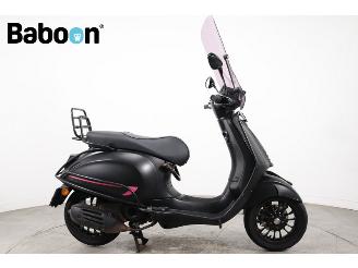danneggiata scooter Vespa  Sprint 25KM 2020/5