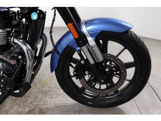 Royal Enfield  Super Meteor 650 picture 19