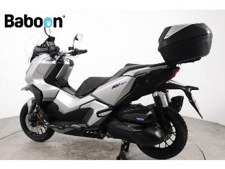 Honda  ADV 350 picture 4