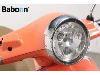 Vespa  Primavera 4T Touring 45KM picture 16