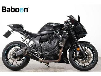 Schade motor Yamaha  YZF-R7 2021/12