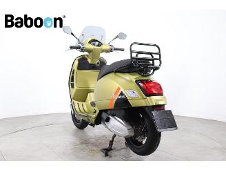 Vespa  GTS 300 Super HPE picture 4