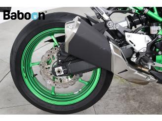 Kawasaki Z 900  picture 21