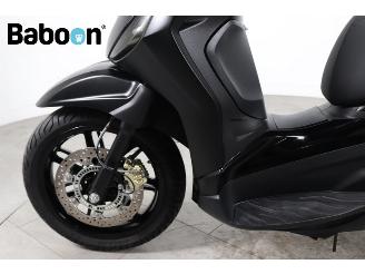 Piaggio Beverly 400 S HPE picture 13