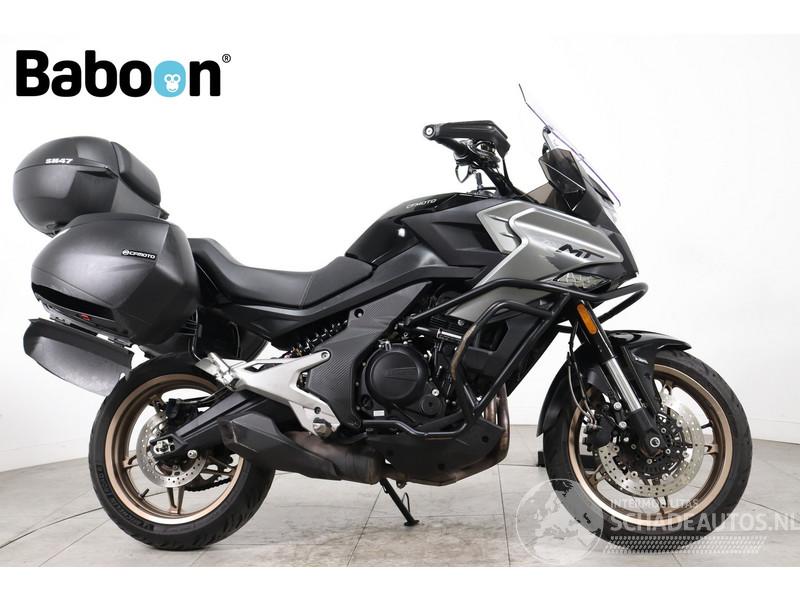 CFMoto  700 MT