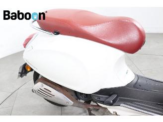 Vespa  Primavera 45KM picture 18