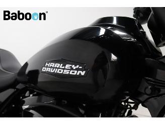Harley-Davidson  FLHX Street Glide 117 picture 18