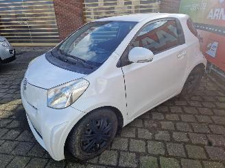 Toyota iQ  picture 4