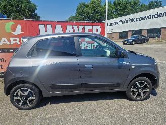 Renault Twingo 1.0 SCE Limited picture 2