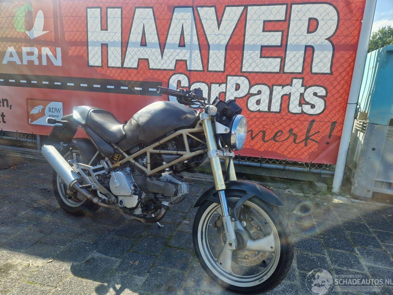 Ducati Monster 600 