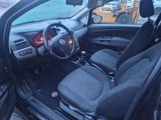 Fiat Grande Punto 1.4 active picture 7