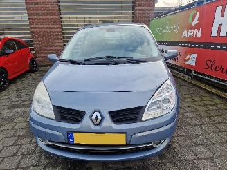 Renault Grand-scenic 2.0 16v AUTOMAAT picture 6