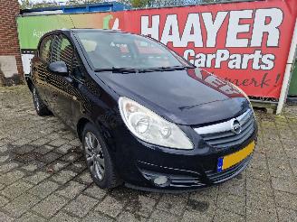 krockskadad bil auto Opel Corsa 1.4 16 v enjoy 2008/5