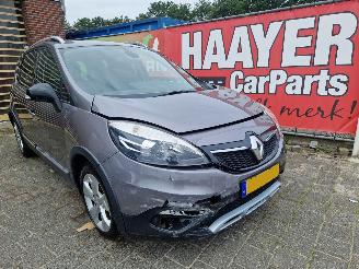 Auto incidentate Renault Scenic 1.5 dci bose AUTOMAAT 2014/2