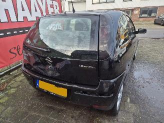 Opel Corsa 1.2 16v silverline picture 3
