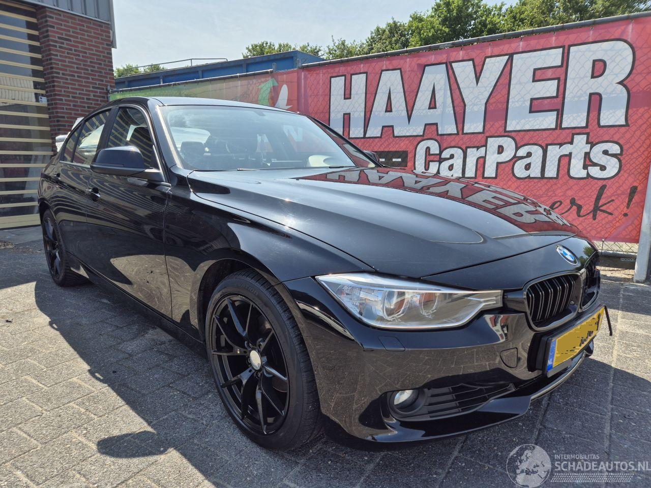 BMW 3-serie 320i high executive