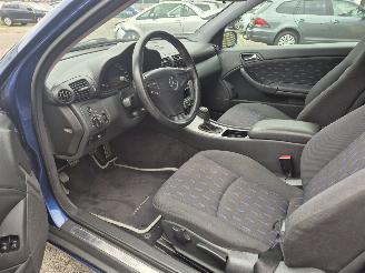 Mercedes C-klasse sportcoupe 180 picture 7