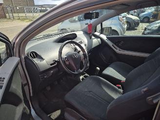 Toyota Yaris 1.3 vvti terra picture 8
