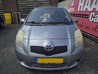 Toyota Yaris 1.3 vvti terra picture 7