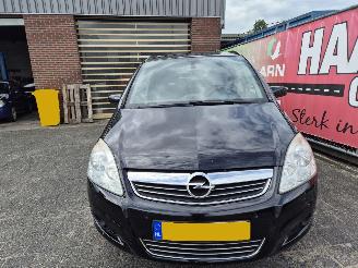 Opel Zafira 1.8 temptation 7 persoons picture 6