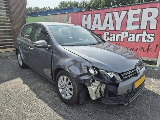 Damaged car Volkswagen Golf 1.2 tsi comfortline bluemotion 2012/2