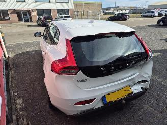 Volvo V-40 1.6 d2 kinetic picture 4