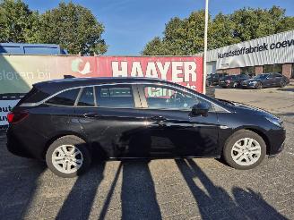 Opel Astra sports tourer 1.0 online edition picture 2