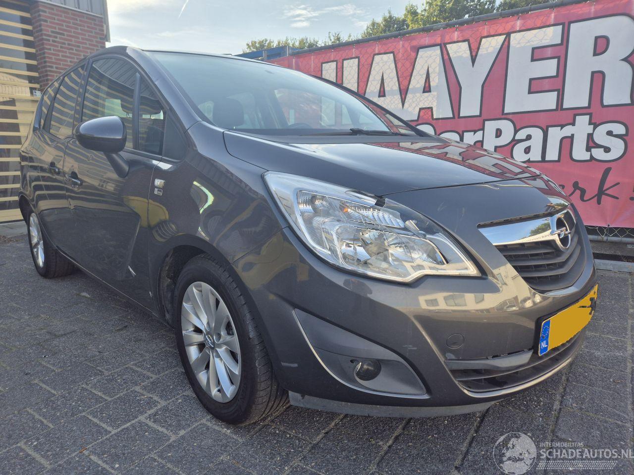 Opel Meriva 1.4 cosmo