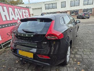 Volvo V-40 2.0 d2 R-Design business picture 3