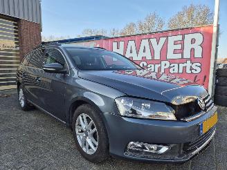 Vaurioauto  passenger cars Volkswagen Passat 1.4 tsi comfort executive line Bluemotion 2012/6